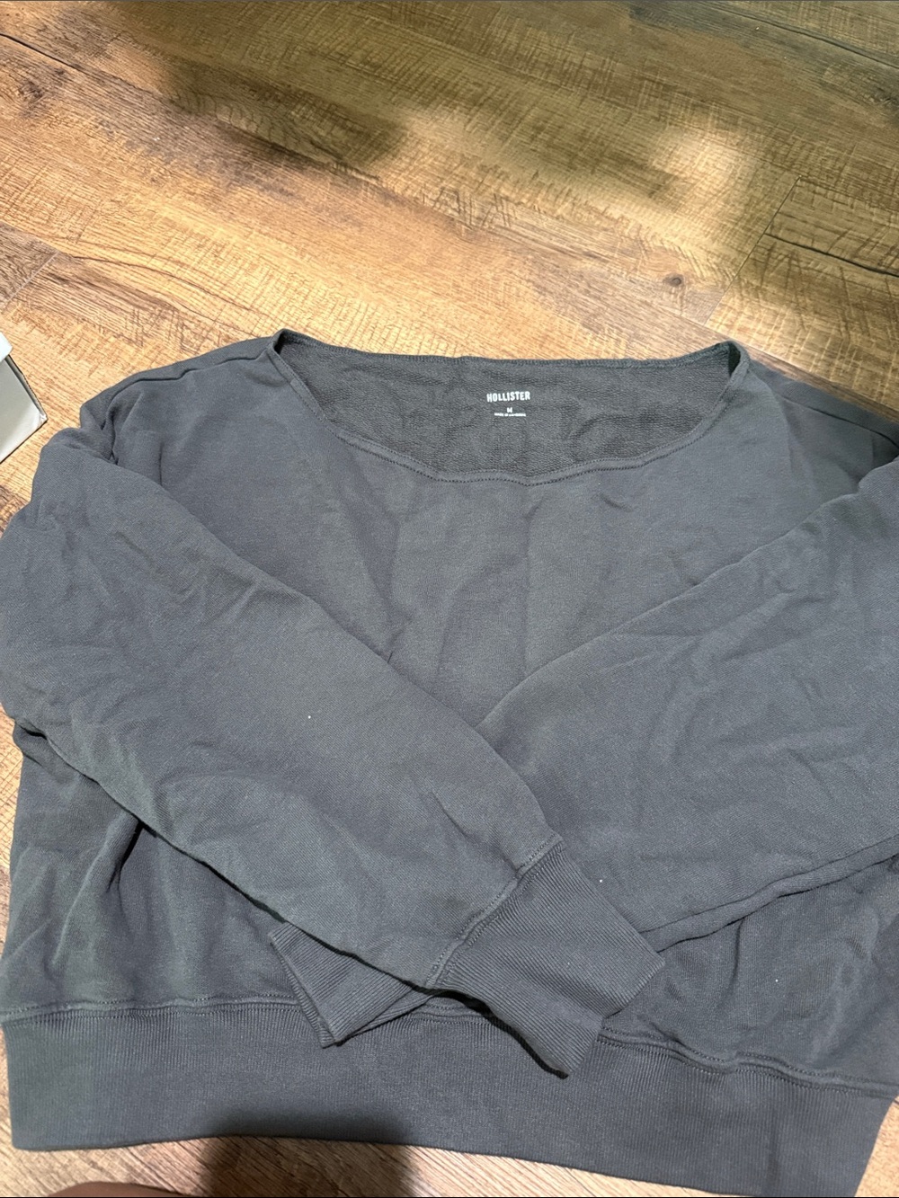 Hollister women’s off shoulder top